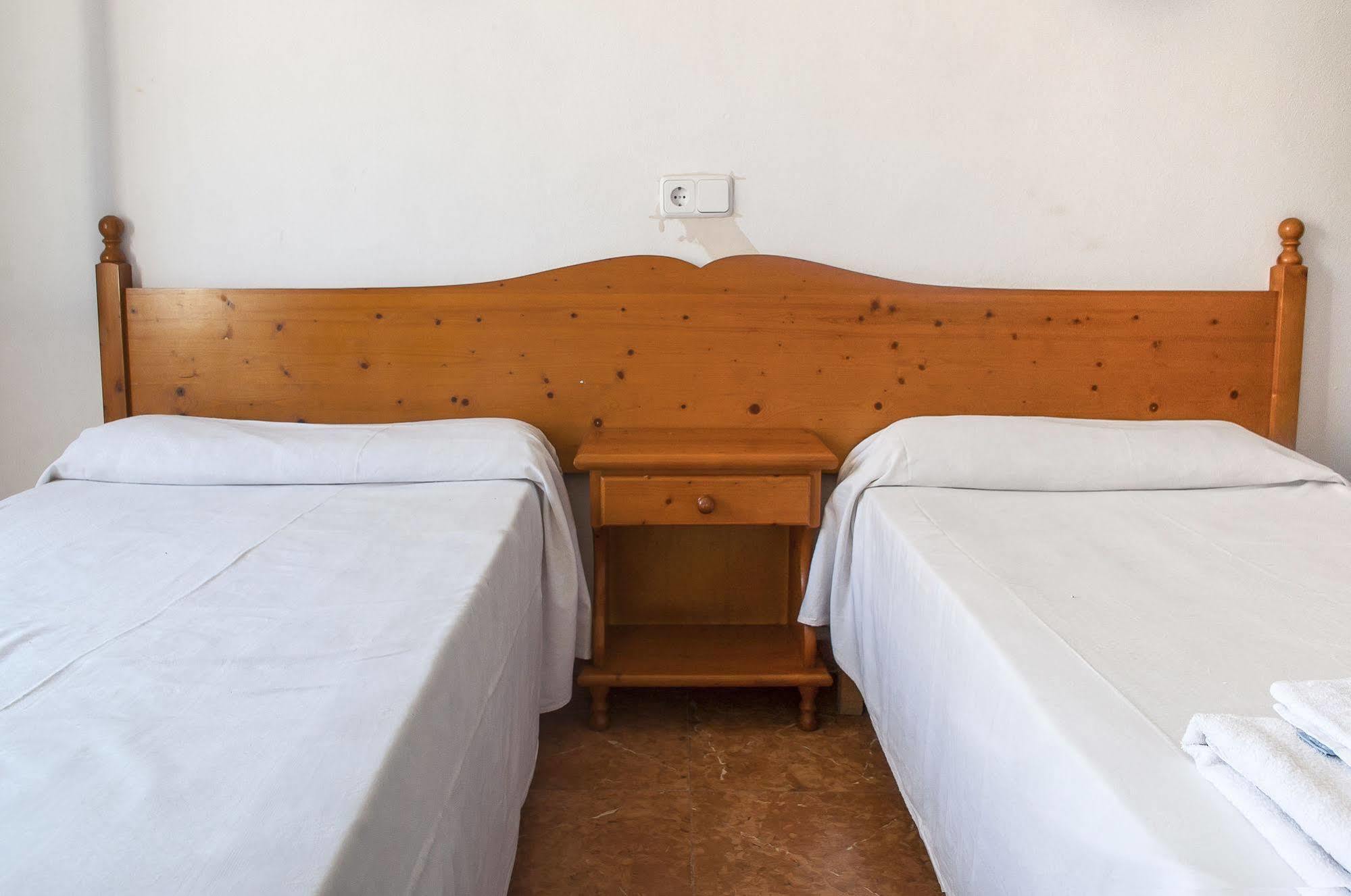 Surfing Concept Hostel カラ・ラトハダ エクステリア 写真