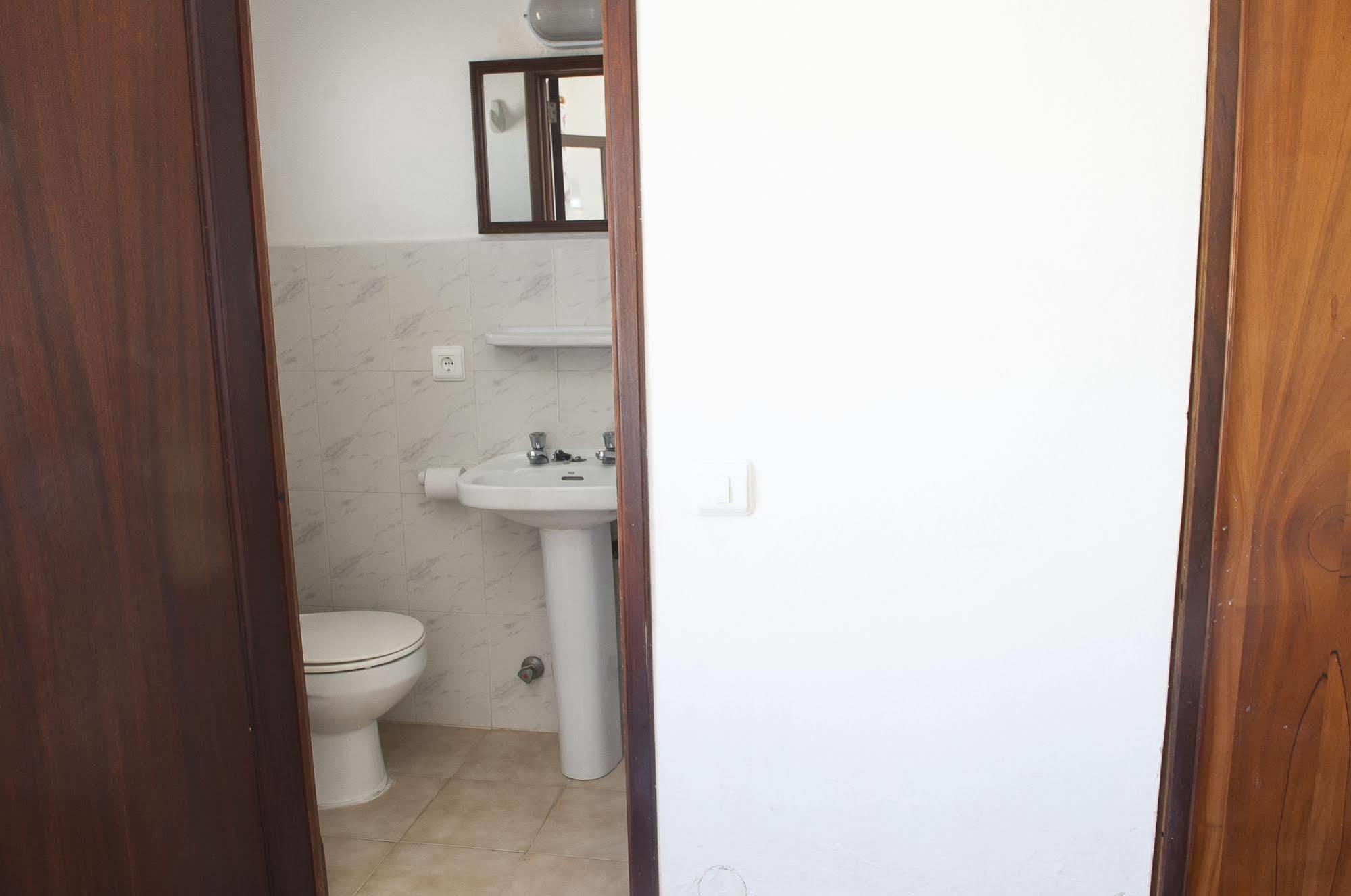 Surfing Concept Hostel カラ・ラトハダ エクステリア 写真